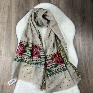 Inouitoosh floral wool scarf